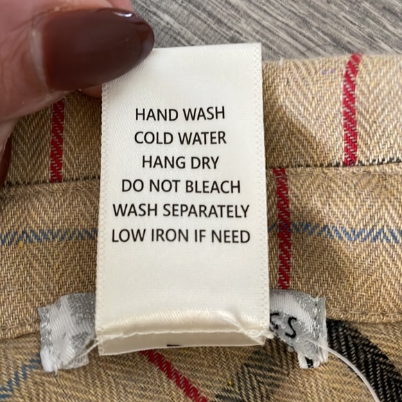 WILD MOSS | TAN PLAID BOYFRIEND LONG SLEEVE WOVEN FLANNEL SHIRT | Size Medium - Picture 7 of 9